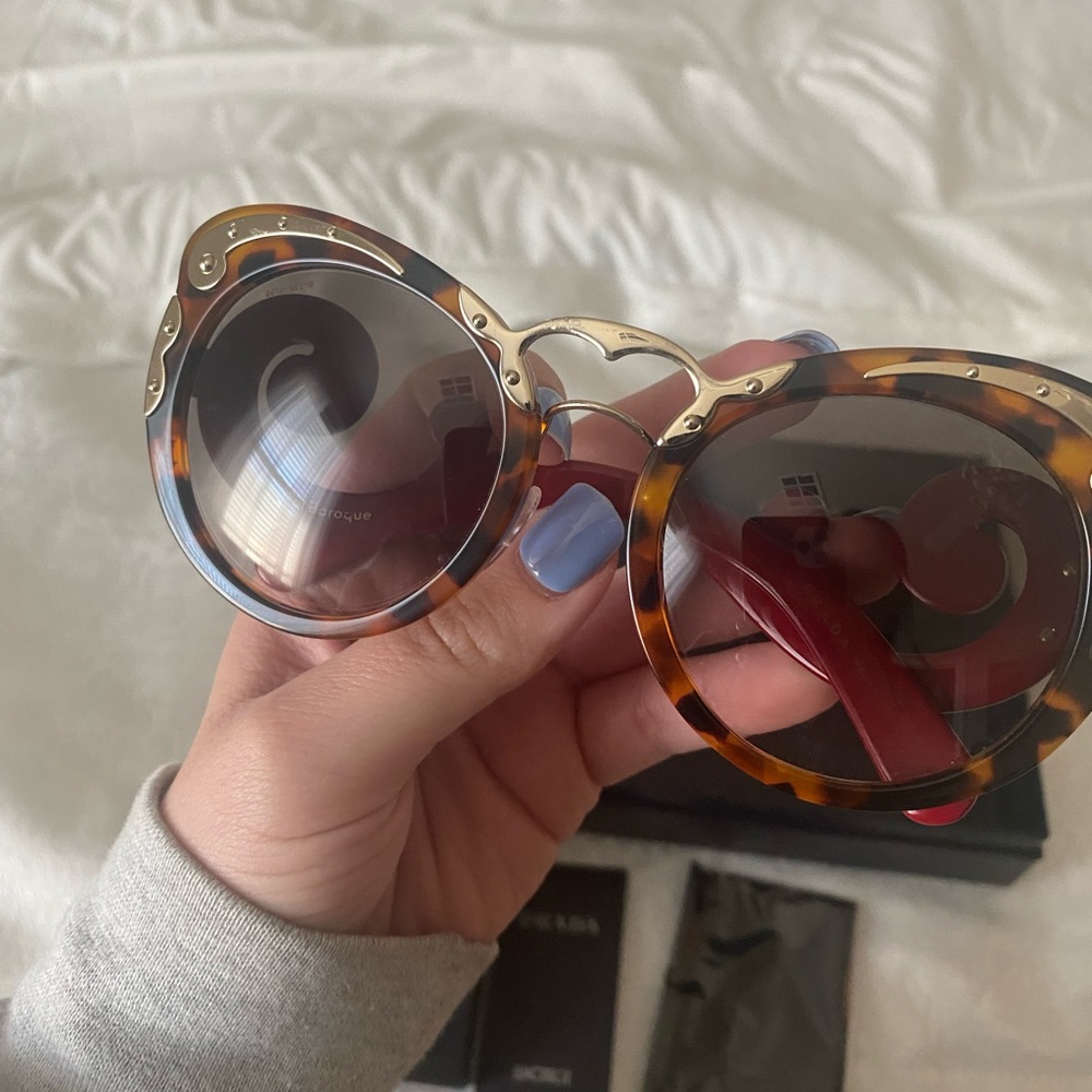 PRADA Minimal Baroque Swirl PR07TS Red Brown Havana Gold Sunglasses